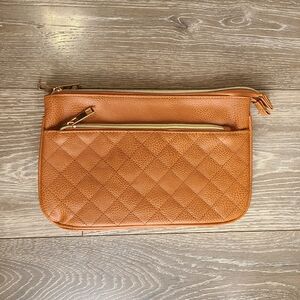 Multipocket Sleek Tan Leather Clutch Purse Bag Quilted Front Design w Zippers